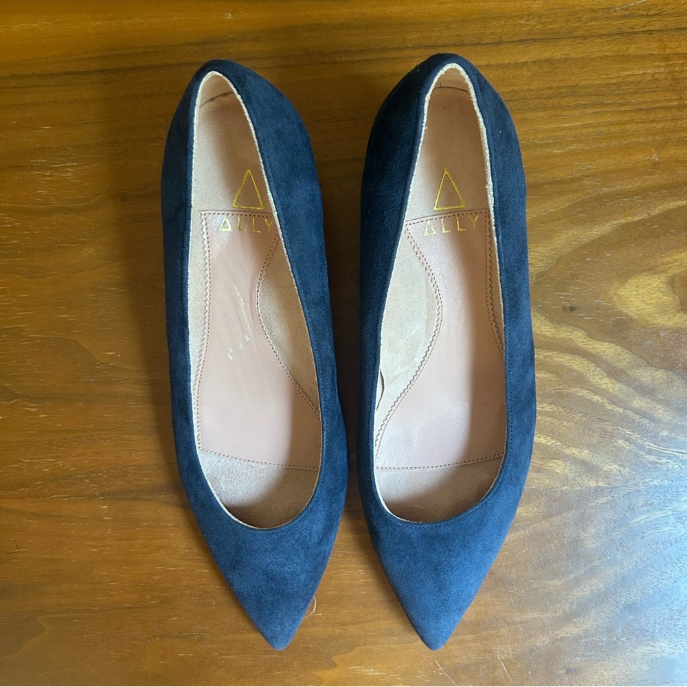 NWOT Ally Shoes Noble Suede Lower Block Heel | women’s size: 38.5 C | navy - Picture 7 of 15